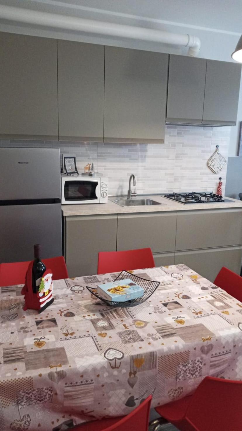 Appartamento Aleph With Private Parking, Next Train Station Como Luaran gambar