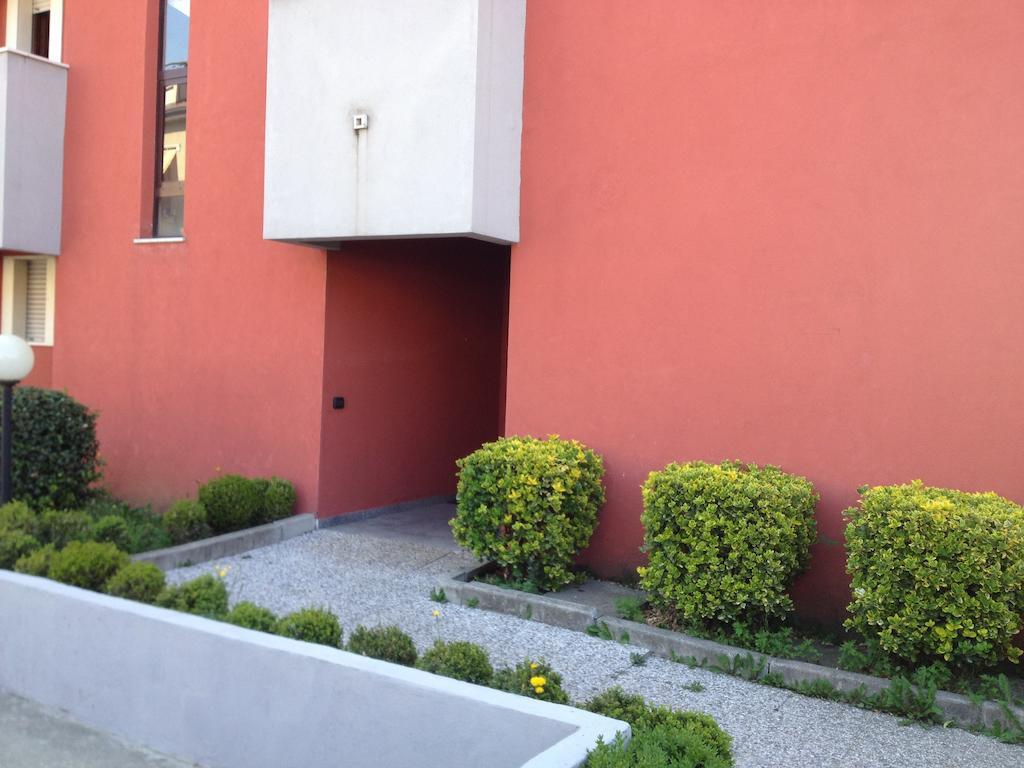 Appartamento Aleph With Private Parking, Next Train Station Como Luaran gambar